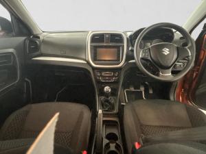 Suzuki Vitara Brezza 1.5 GL - Image 14