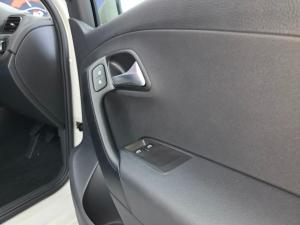 Volkswagen Polo Vivo hatch 1.4 Life - Image 17