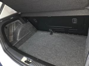 Volkswagen Polo Vivo hatch 1.4 Life - Image 21