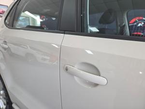 Volkswagen Polo Vivo hatch 1.4 Life - Image 7