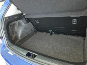 Volkswagen Polo Vivo hatch 1.4 Life - Image 16