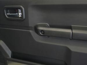 Suzuki Jimny 1.5 GLX AllGrip 3-door manual - Image 18