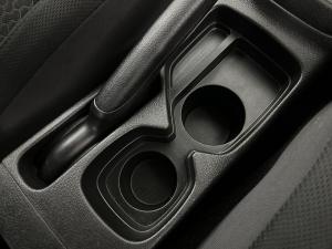 Suzuki Vitara Brezza 1.5 GL automatic - Image 8