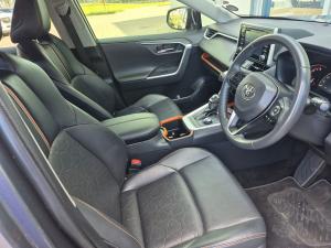 Toyota RAV4 2.0 GX-R AWD - Image 8