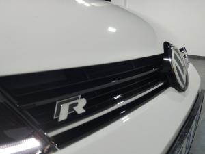 Volkswagen Golf R - Image 22