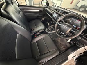 Toyota Hilux 2.4GD single cab S (aircon) - Image 13