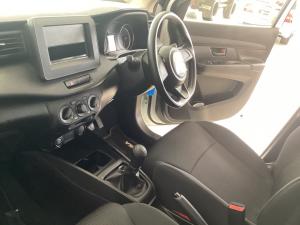 Suzuki Ertiga 1.5 GA - Image 7