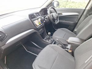 Toyota Urban Cruiser 1.5 XR - Image 7