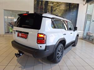 Toyota Land Cruiser Prado 2.8GD VX-R - Image 2