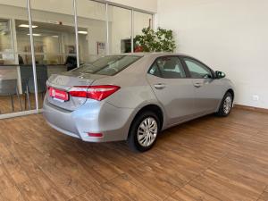 Toyota Corolla Quest 1.8 Plus manual - Image 2