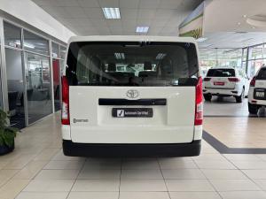 Toyota Quantum 2.8 LWB panel van - Image 5