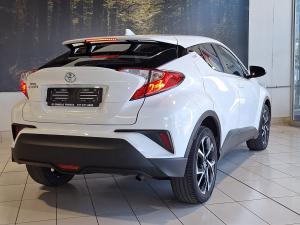 Toyota C-HR 1.2T Plus auto - Image 2