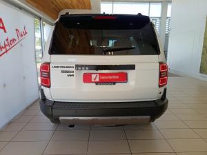 Toyota Land Cruiser Prado 2.8GD VX-R - Image 5