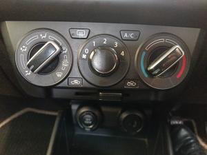 Suzuki Swift 1.2 GL manual - Image 12