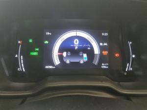 Toyota Corolla hatch 1.8 Hybrid XS - Image 11