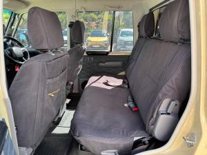 Toyota Land Cruiser 79 4.5D-4D V8 double cab LX - Image 15