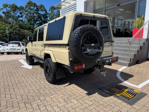 Toyota Land Cruiser 79 4.5D-4D V8 double cab LX - Image 18