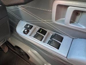 Toyota Land Cruiser 79 4.5D-4D V8 double cab LX - Image 21