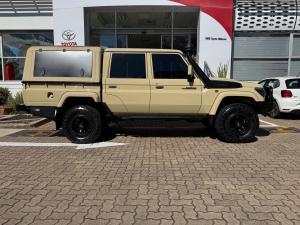 Toyota Land Cruiser 79 4.5D-4D V8 double cab LX - Image 3