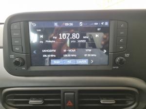 Hyundai Grand i10 1.0 Premium hatch - Image 13