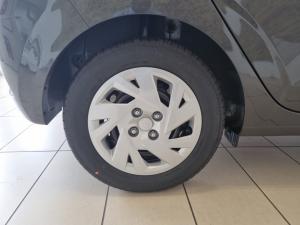 Hyundai Grand i10 1.0 Premium hatch - Image 19