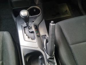 Toyota RAV4 2.0 GX auto - Image 12