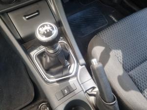 Toyota Corolla Quest 1.8 Plus manual - Image 11