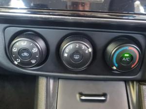 Toyota Corolla Quest 1.8 Plus manual - Image 13