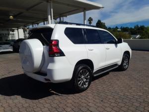 Toyota Land Cruiser Prado 3.0DT VX-L - Image 2