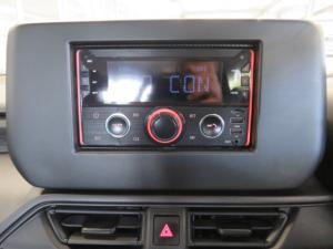 Suzuki Swift 1.2 GL - Image 11