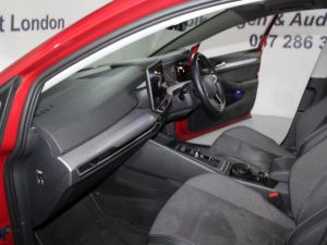 Volkswagen Golf 1.4 TSI Life + Tiptronic - Image 18