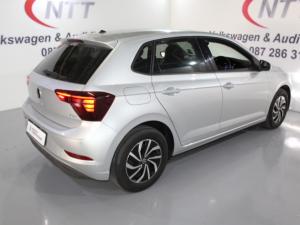 Volkswagen Polo 1.0 TSI Life - Image 22