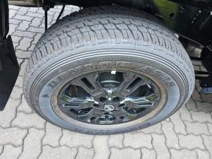 Nissan Navara 2.5DDTI Stealth 4X4 automatic - Image 12