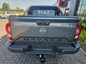 Nissan Navara 2.5DDTI Stealth 4X4 automatic - Image 5