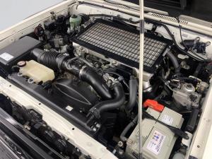 Toyota Landcruiser 76 4.5D V8 S/W - Image 19