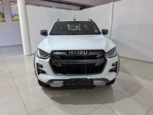 Isuzu D-Max 3.0TD double cab V-Cross - Image 4