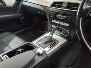 Mercedes-Benz C-Class C200 Classic - Image 8