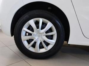 Opel Corsa 1.2 - Image 9