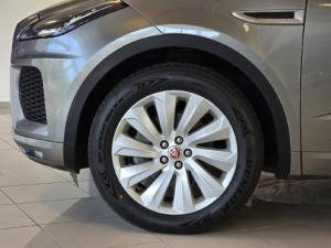 Jaguar E-Pace D150 AWD R-Dynamic SE - Image 12