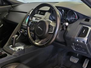 Jaguar E-Pace D150 AWD R-Dynamic SE - Image 29