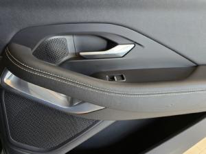 Jaguar E-Pace D150 AWD R-Dynamic SE - Image 34