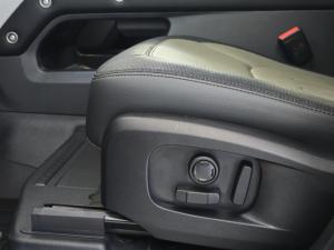 Land Rover Defender 110 D240 X-Dynamic SE - Image 17