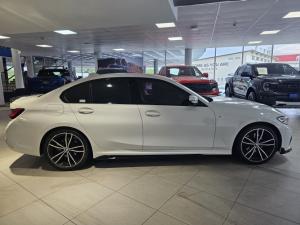 BMW 3 Series 320i M Sport - Image 3