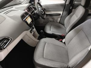 Tata Tiago 1.2 XT manual - Image 12