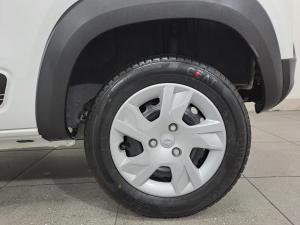 Renault Kwid 1.0 Techno manual - Image 12