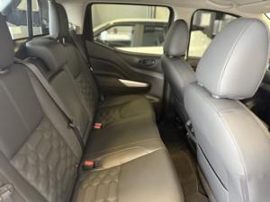 Nissan Navara 2.5DDTi double cab Stealth - Image 13