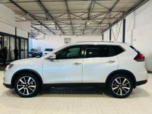Nissan X-Trail 2.5 4x4 Tekna - Image 2