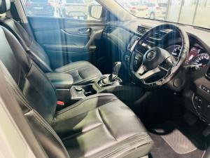 Nissan X-Trail 2.5 4x4 Tekna - Image 5