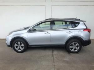Toyota RAV4 2.0 GX auto - Image 3