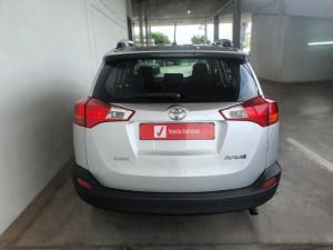 Toyota RAV4 2.0 GX auto - Image 5